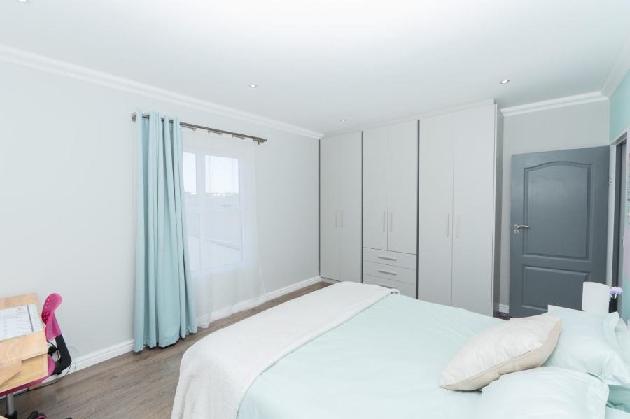 4 Bedroom Property for Sale in Laguna Sands Western Cape